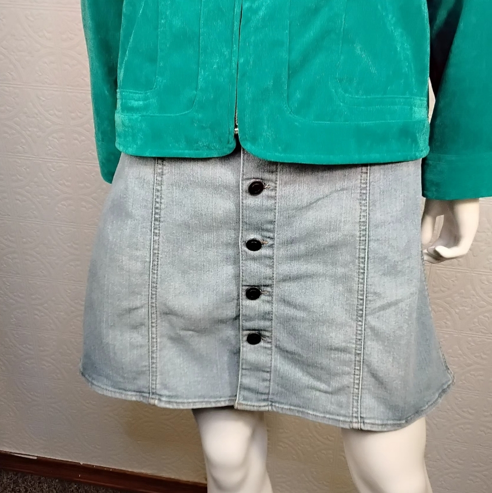 Faded Glory Denim Button mini Skirt